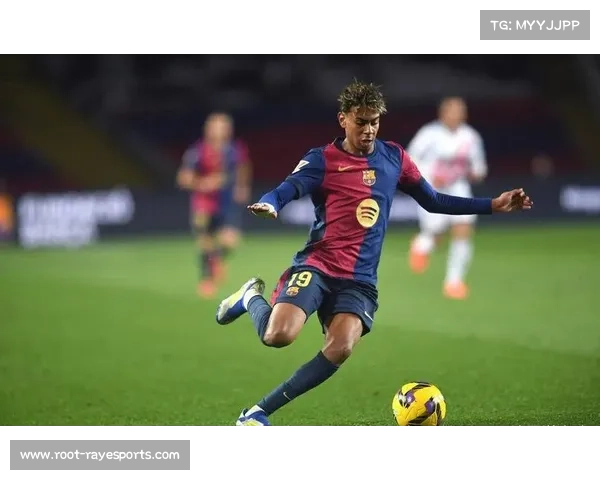 巴萨季前热身赛1-3赫罗纳 亚马尔进球难掩防线梦游表现